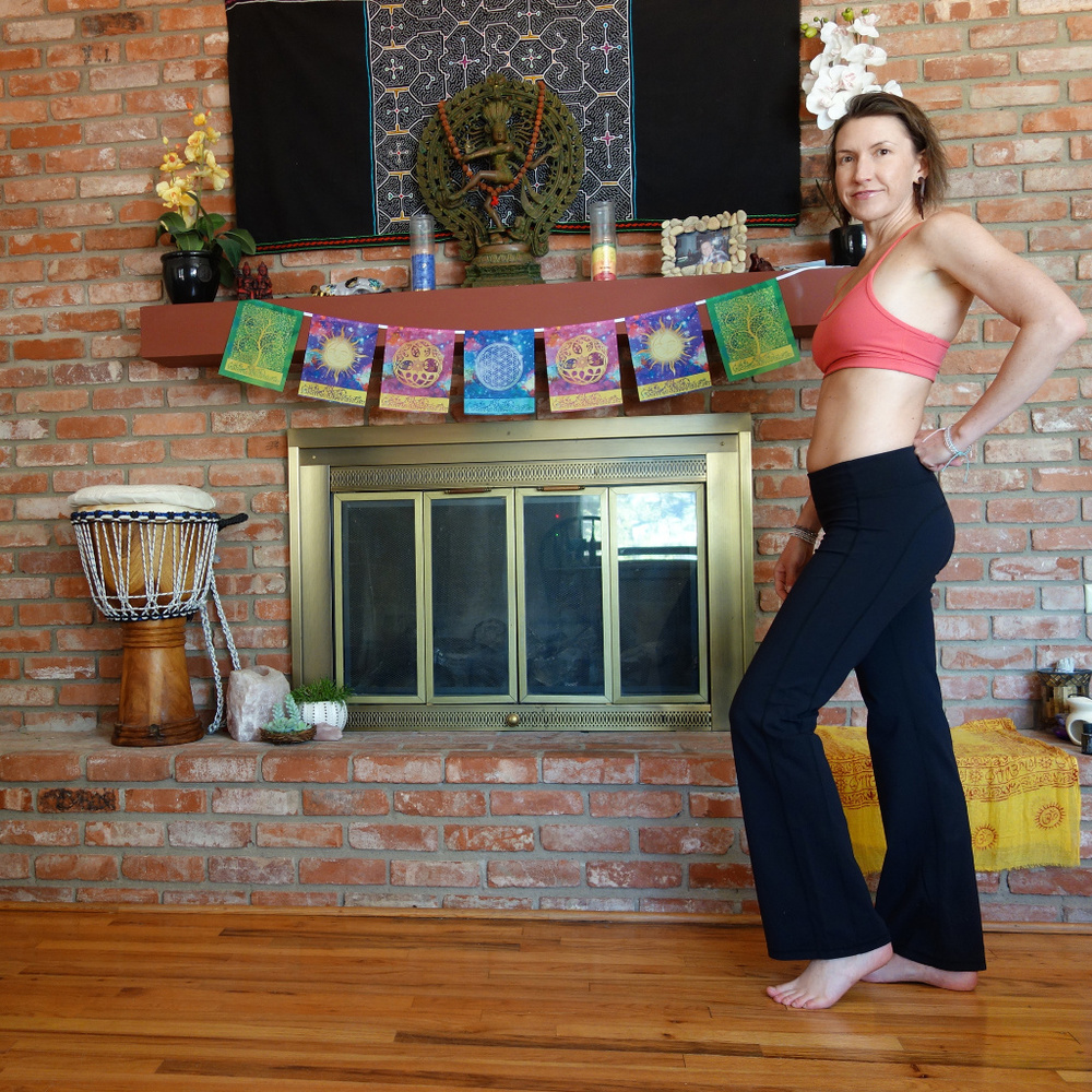 Athleta Kickbooty Yoga Pants Black Small